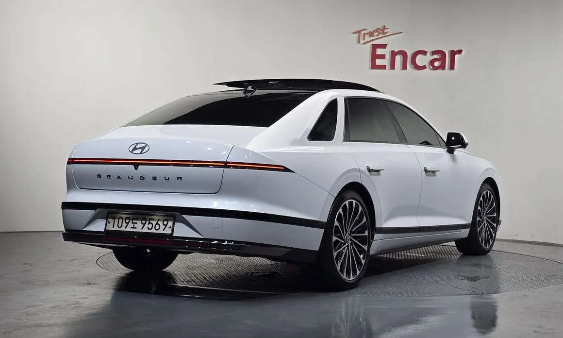 Hyundai Grandeur 2023 из KR, фото 8
