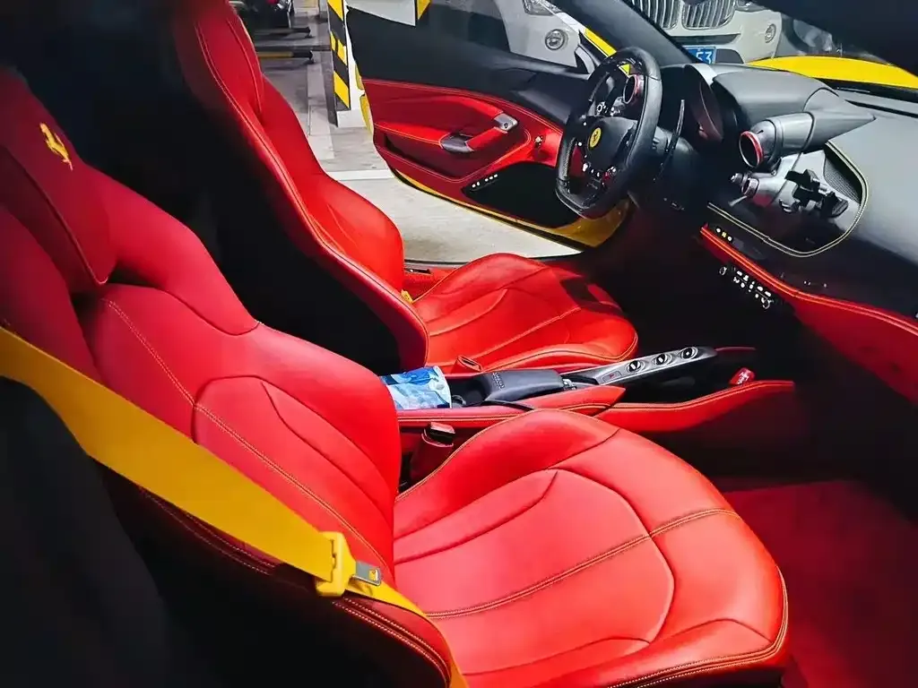 Ferrari F8 — фото 2