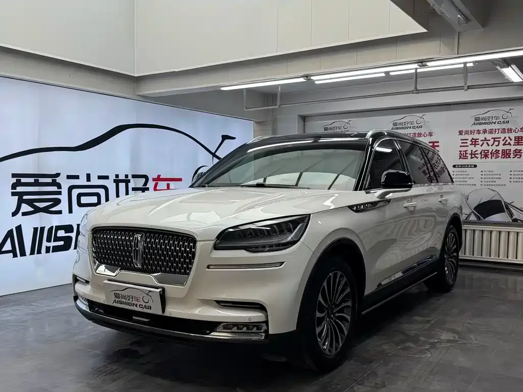 Lincoln Aviator — фото 1