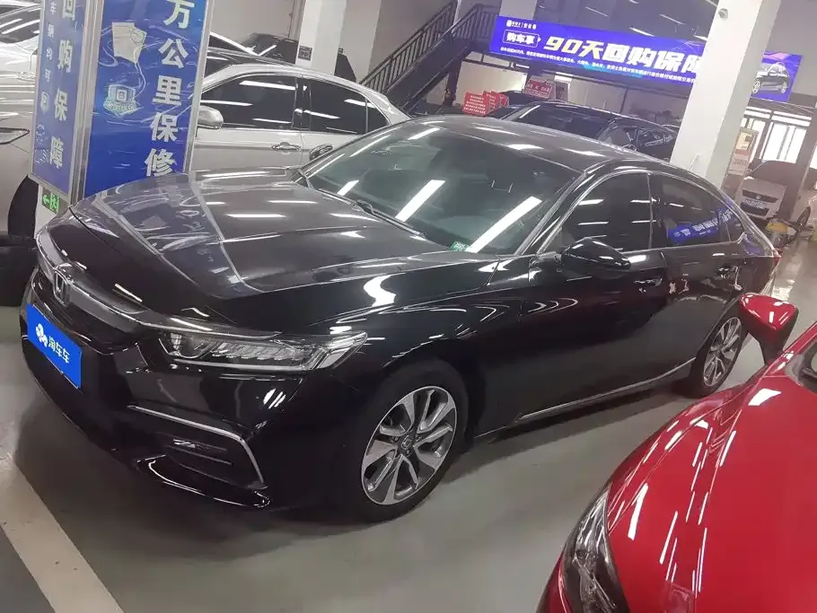 Honda Inspire — фото 1