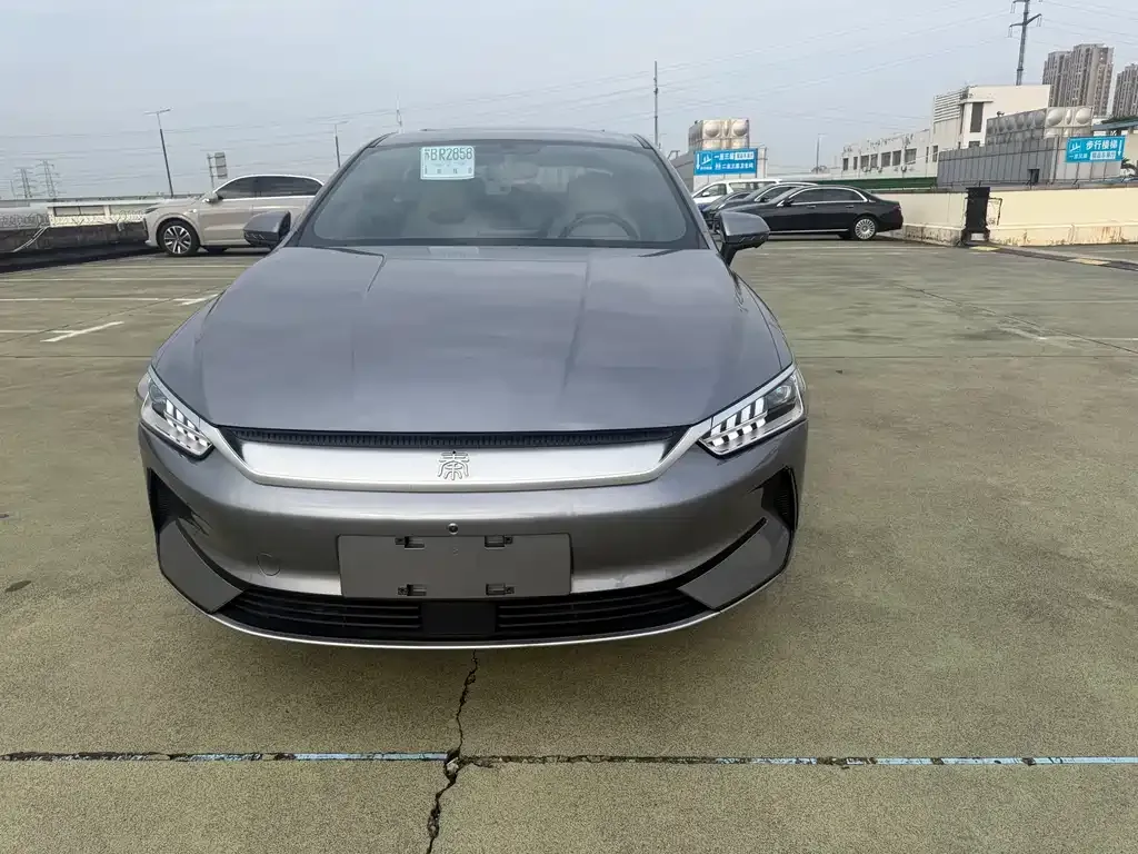BYD Qin PLUS 2023 из CN, фото 8