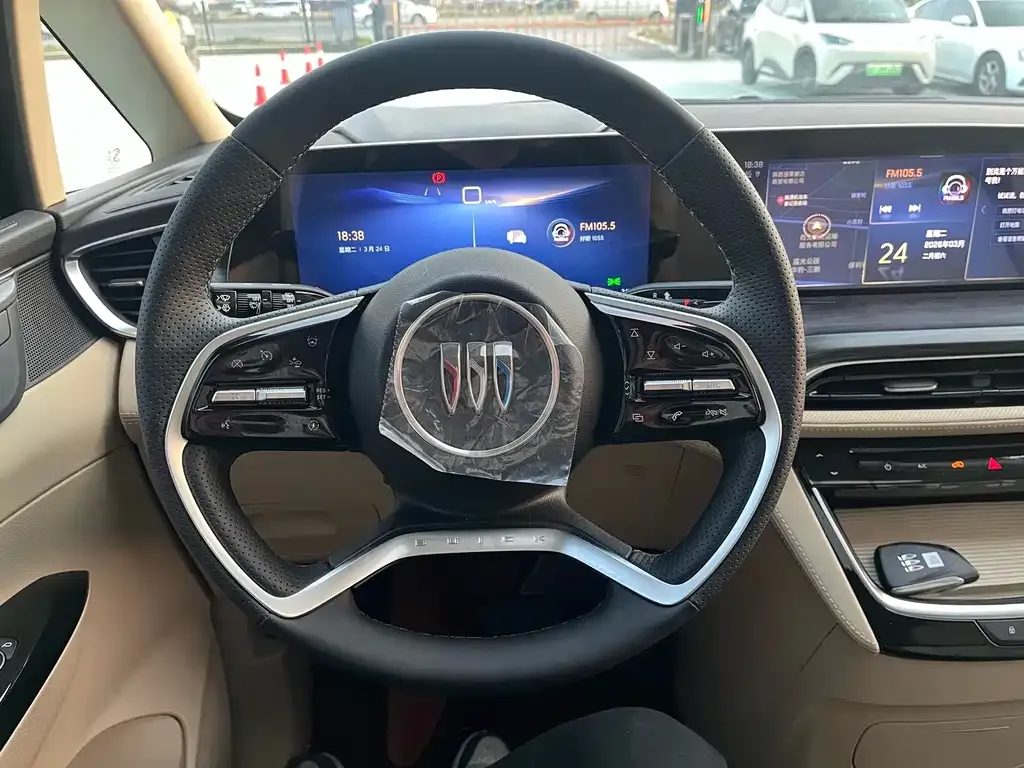Buick GL8 Hybrid — фото 4