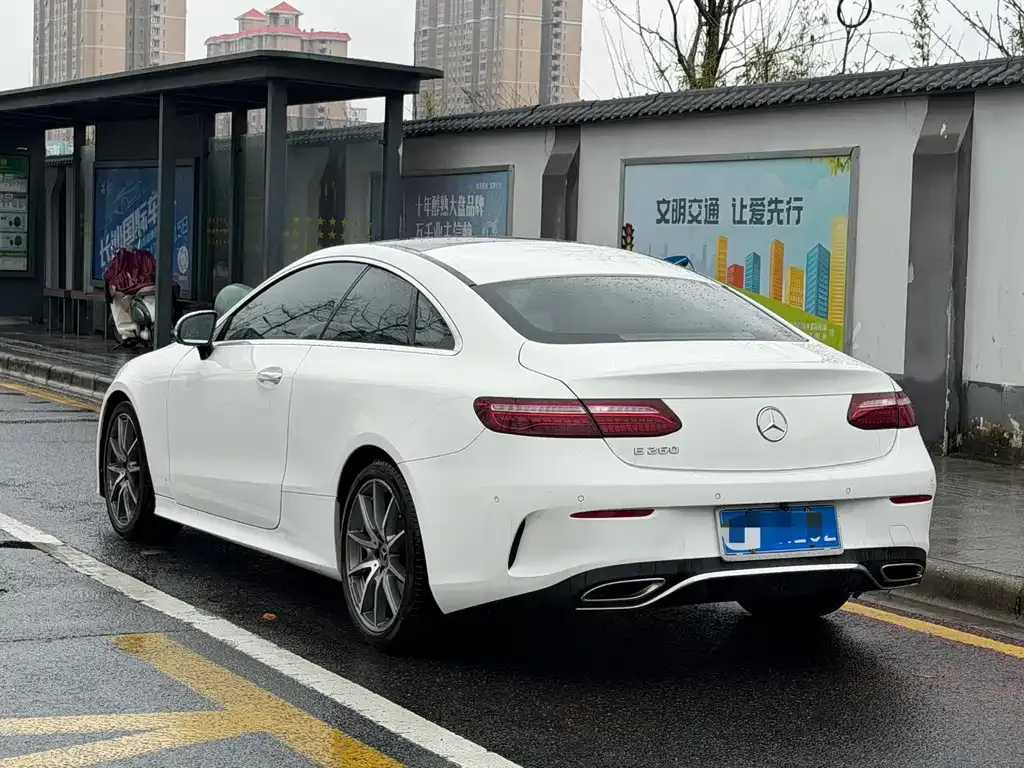 Mercedes-Benz E-Class (Import) — фото 5