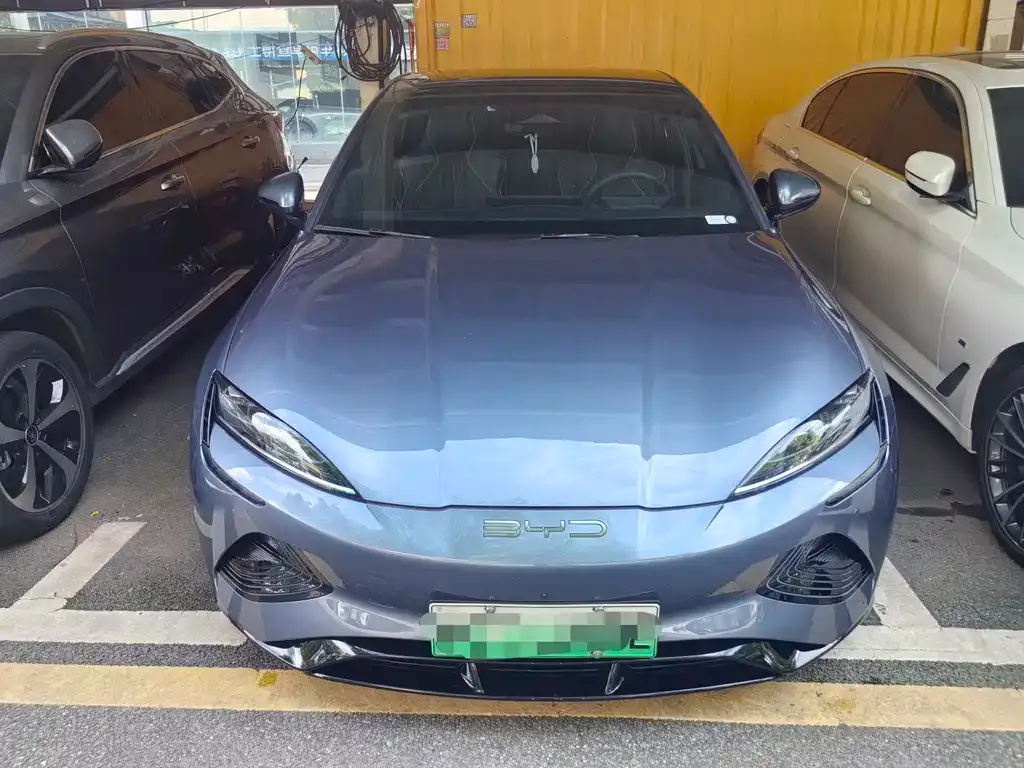 BYD Seal — фото 4