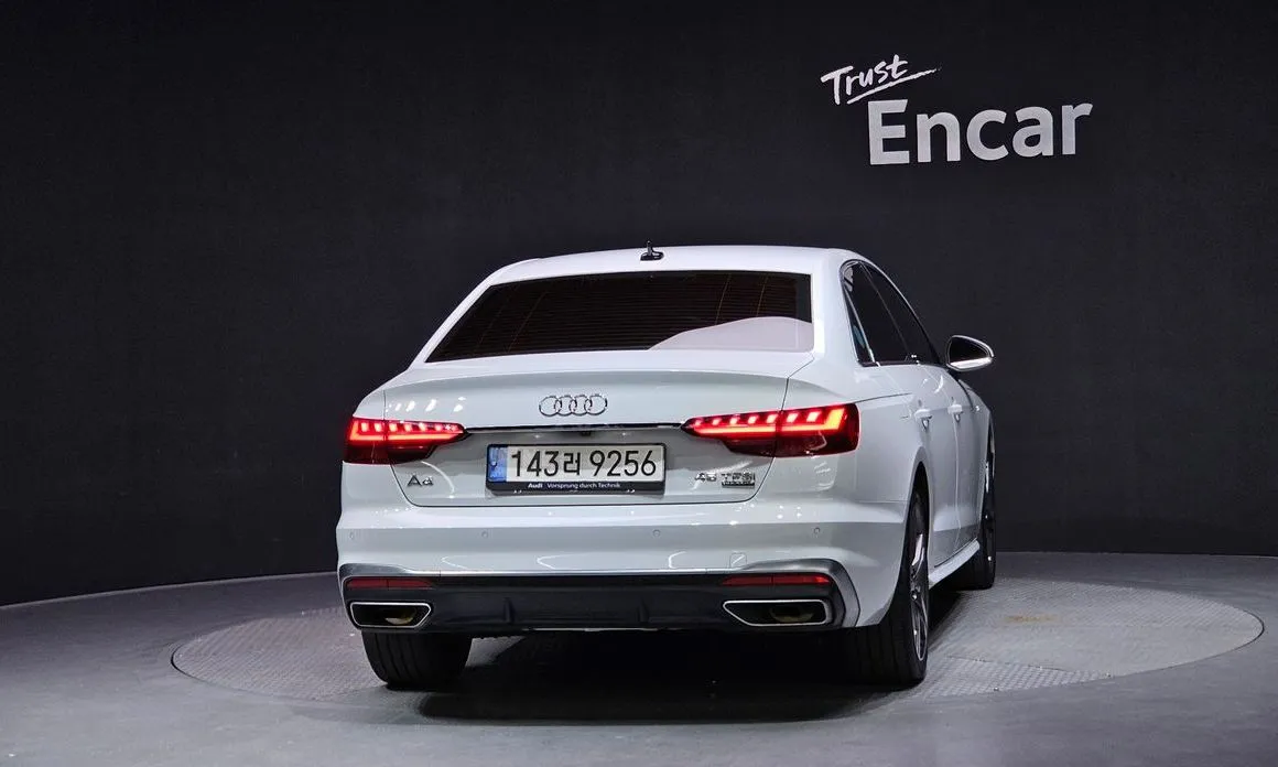Audi A4 2021 из KR, фото 4