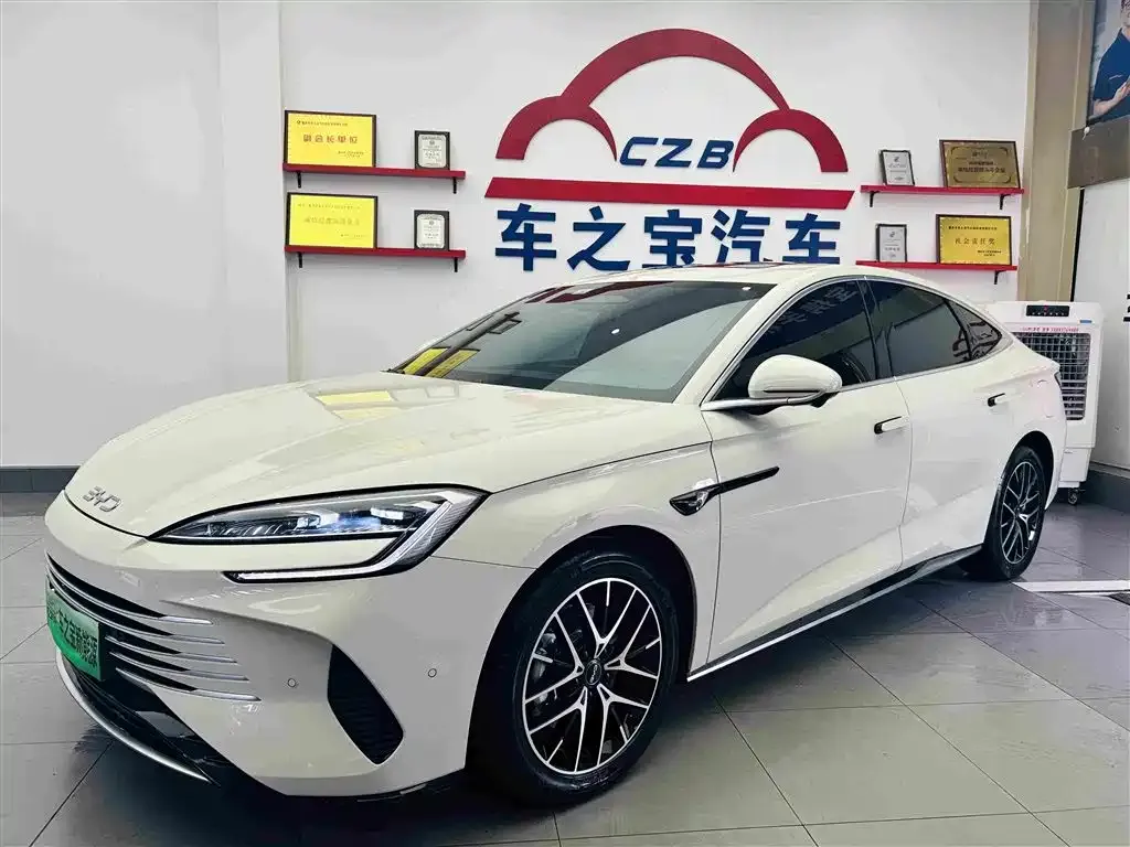 BYD Seal 07 DM-i — фото 1