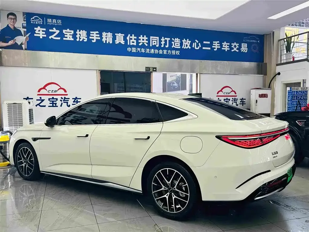 BYD Seal 07 DM-i — фото 7