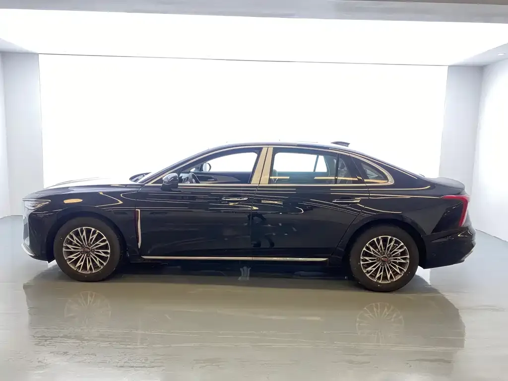 Hongqi H5 — фото 2