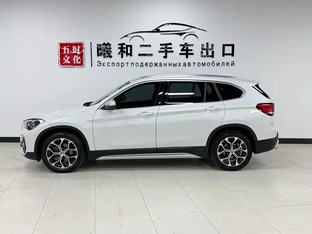 BMW X1 — фото 2