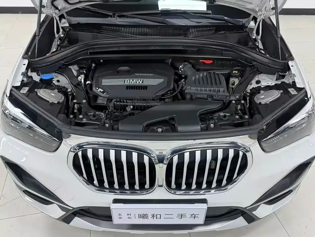 BMW X1 — фото 9