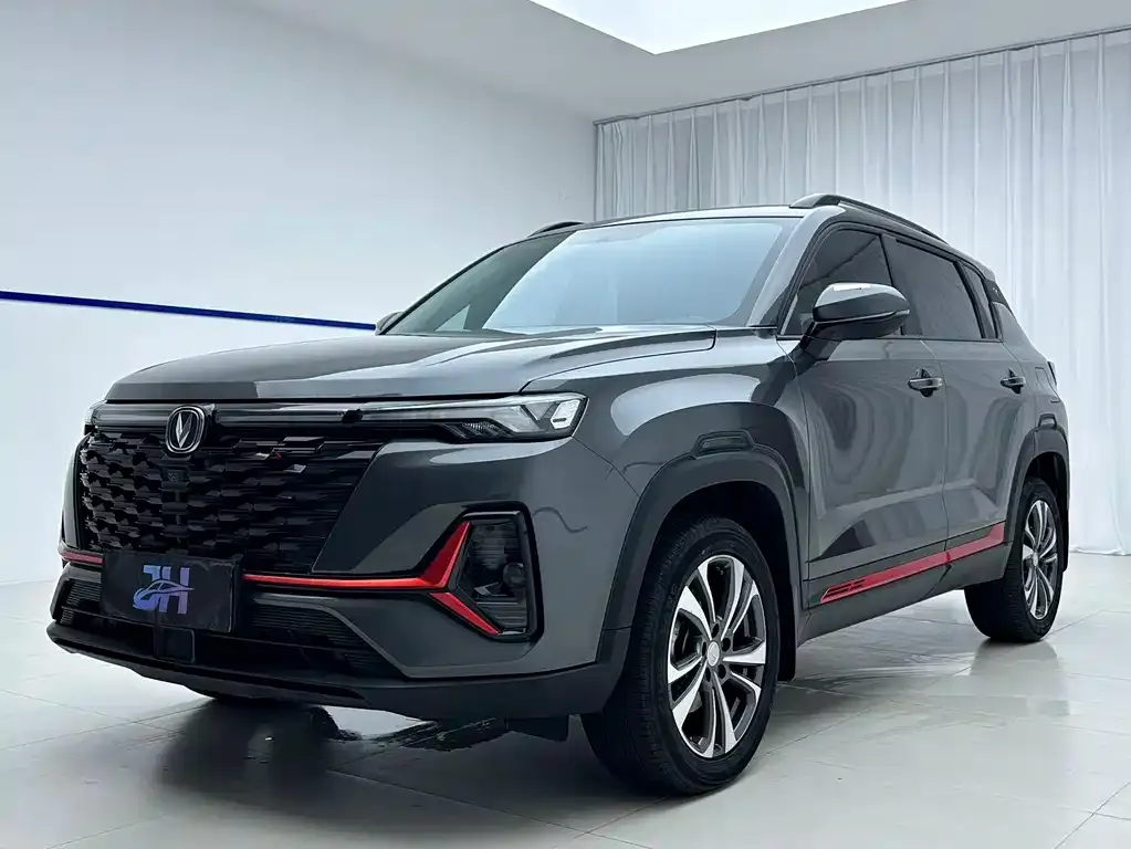 Changan CS35PLUS — фото 1