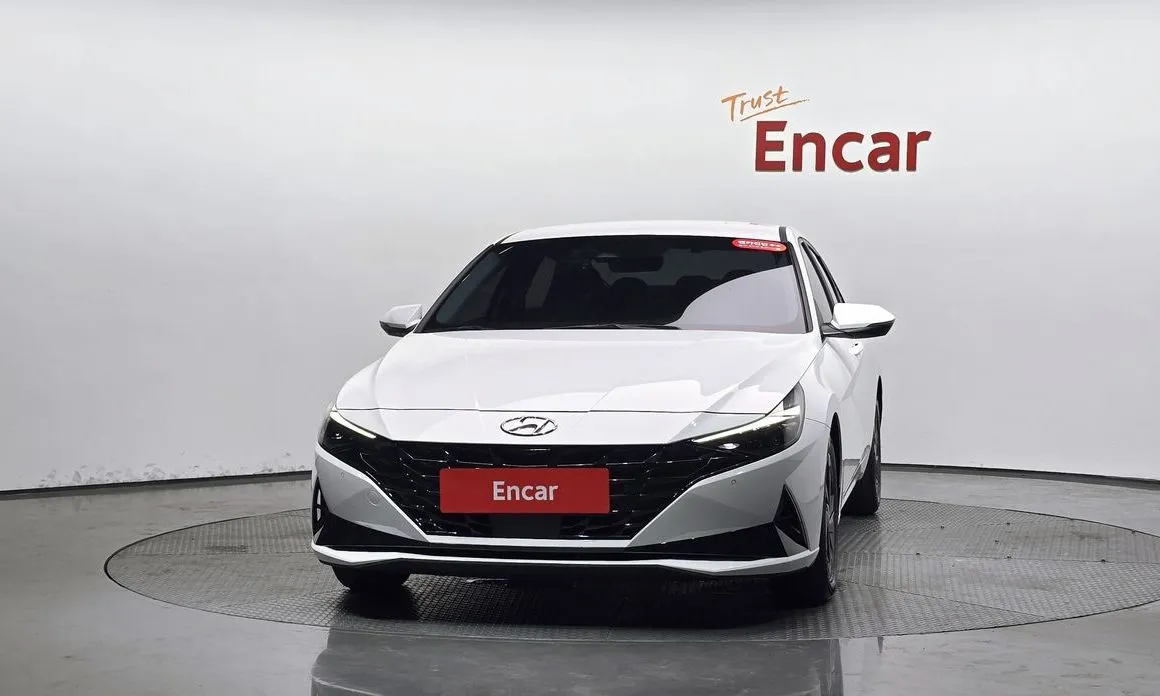 Hyundai AVANTE — фото 2