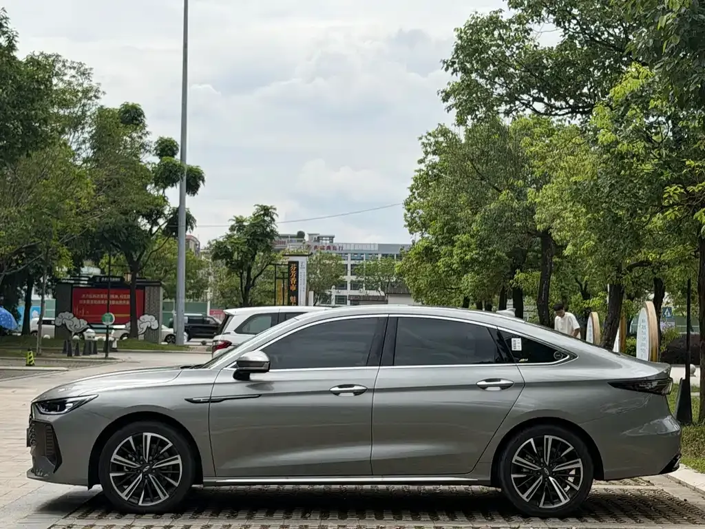 Chery Arrizo 8 PRO — фото 4