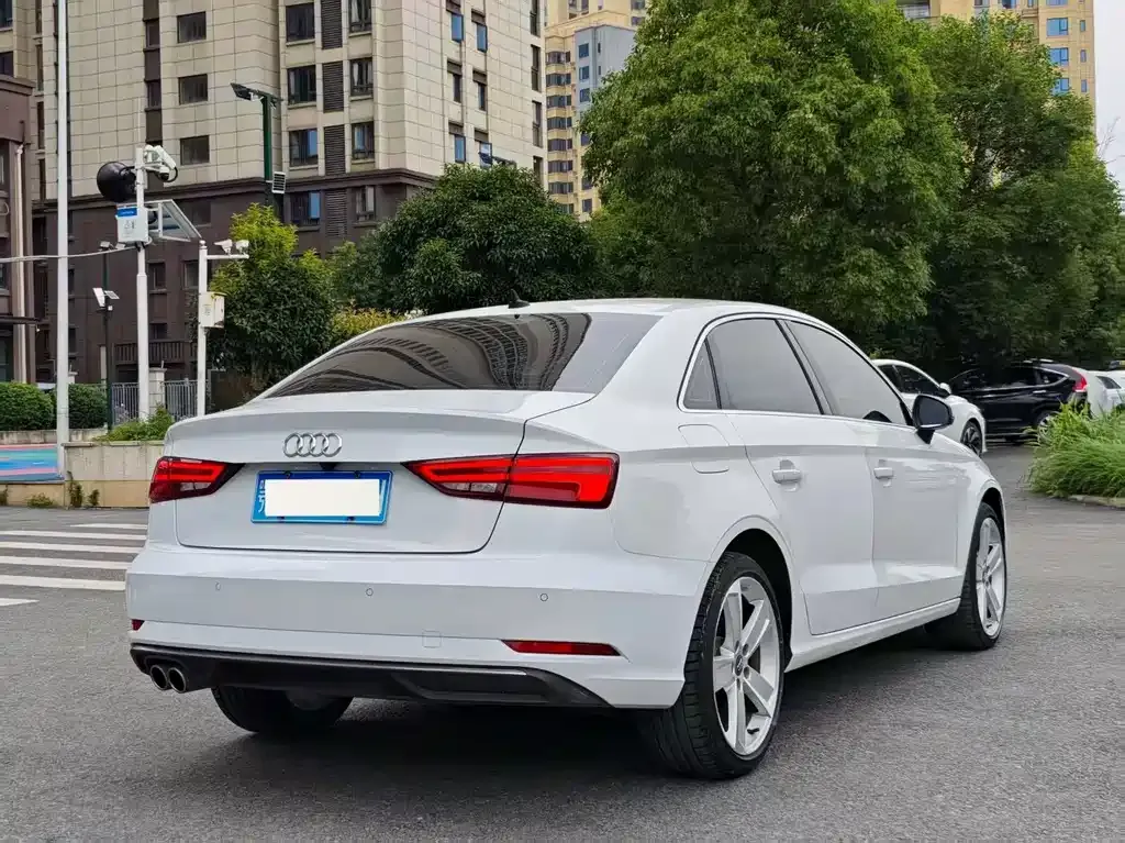 Audi A3 — фото 8