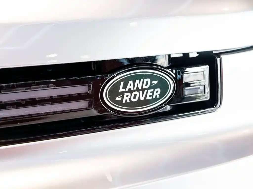 Land Rover Defender — фото 4