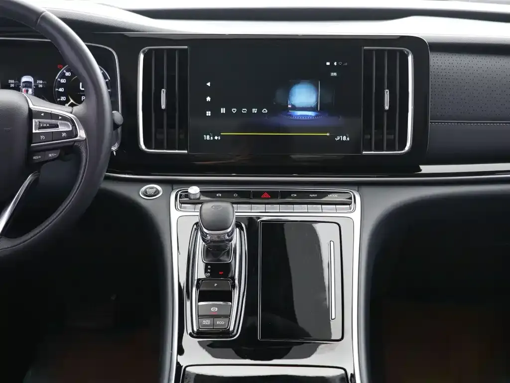 GAC Motor Trumpchi M8 — фото 10