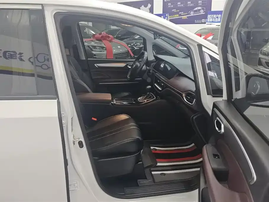 GAC Motor Trumpchi M6 2024 из CN, фото 8