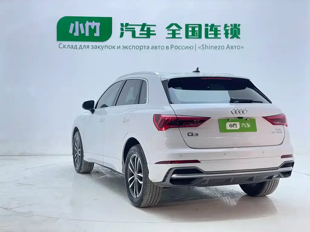 Audi Q3 — фото 10