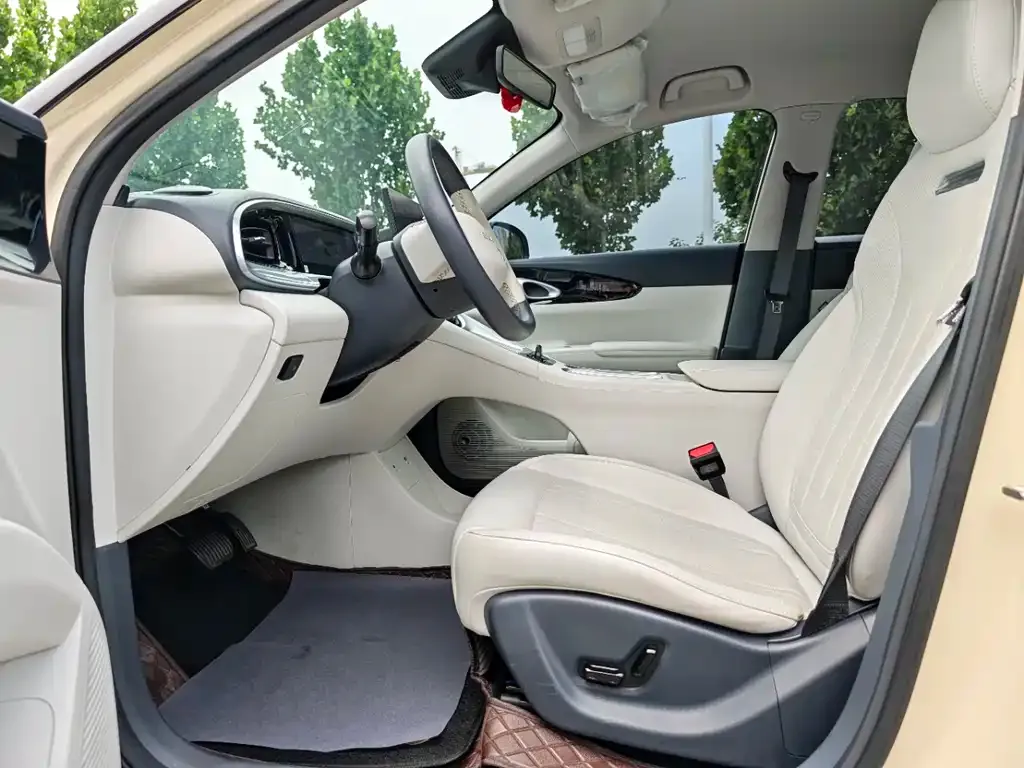 Geely Starburst — фото 10