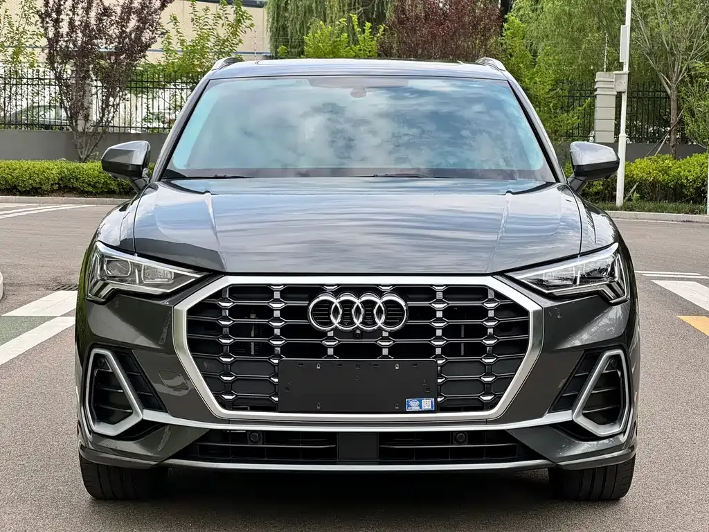 Audi Q3 — фото 5