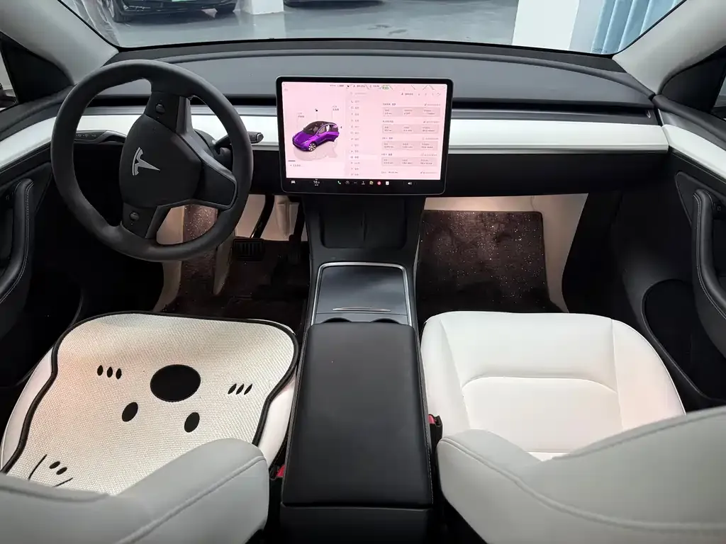 Tesla Model Y — фото 4