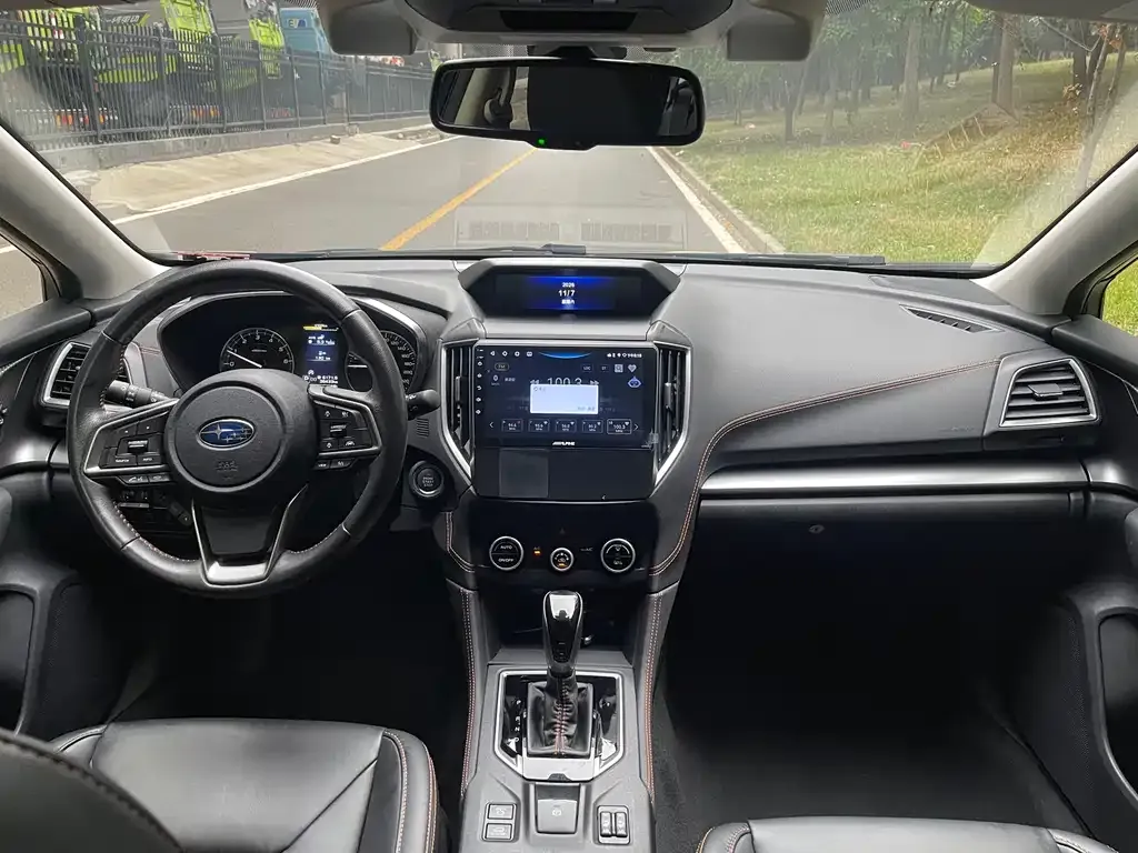 Subaru XV — фото 6