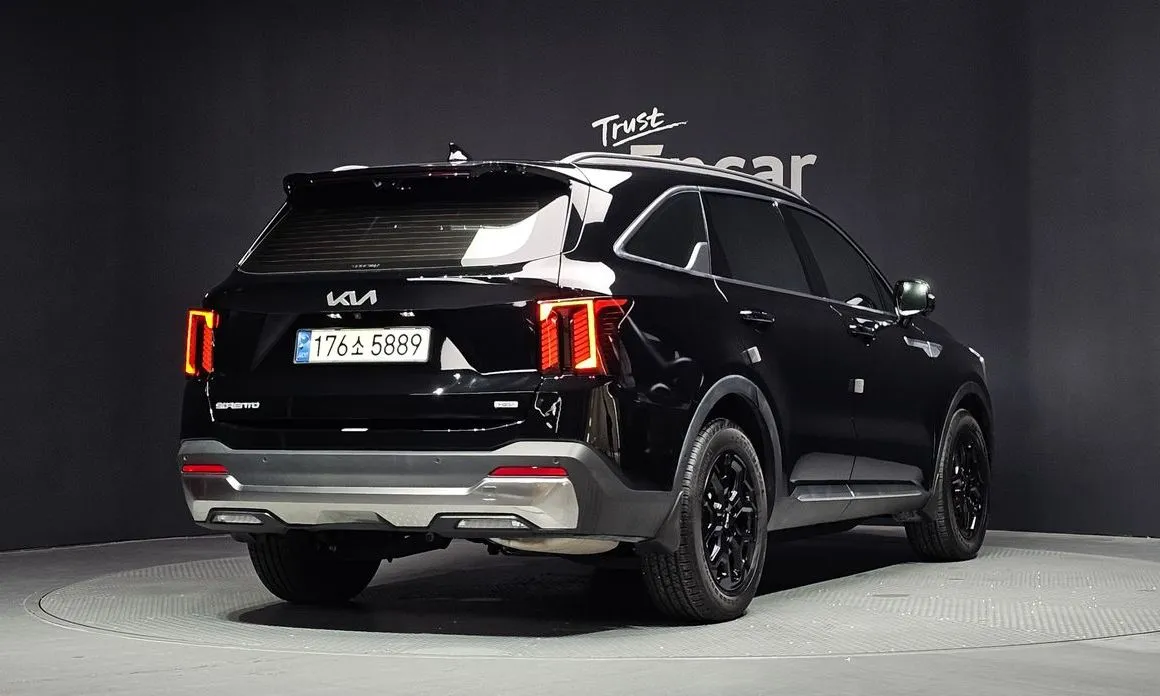Kia Sorento — фото 8