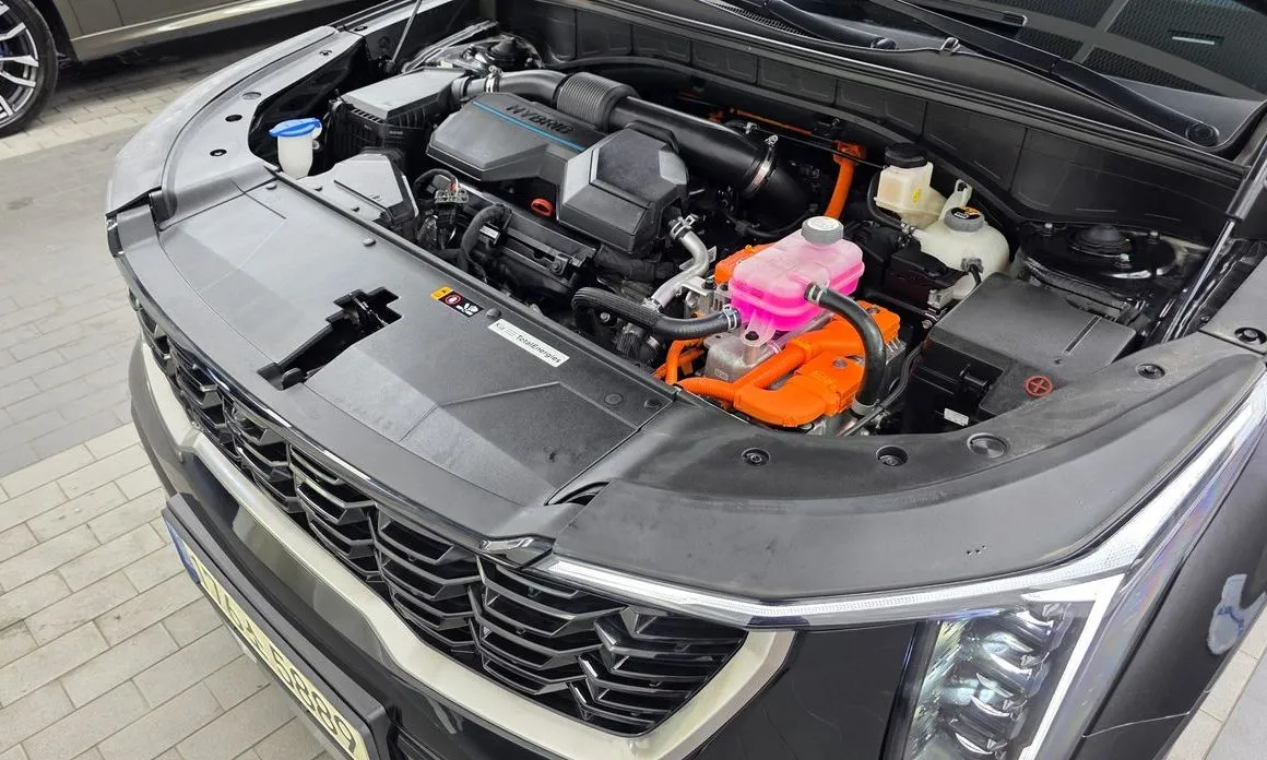 Kia Sorento — фото 10