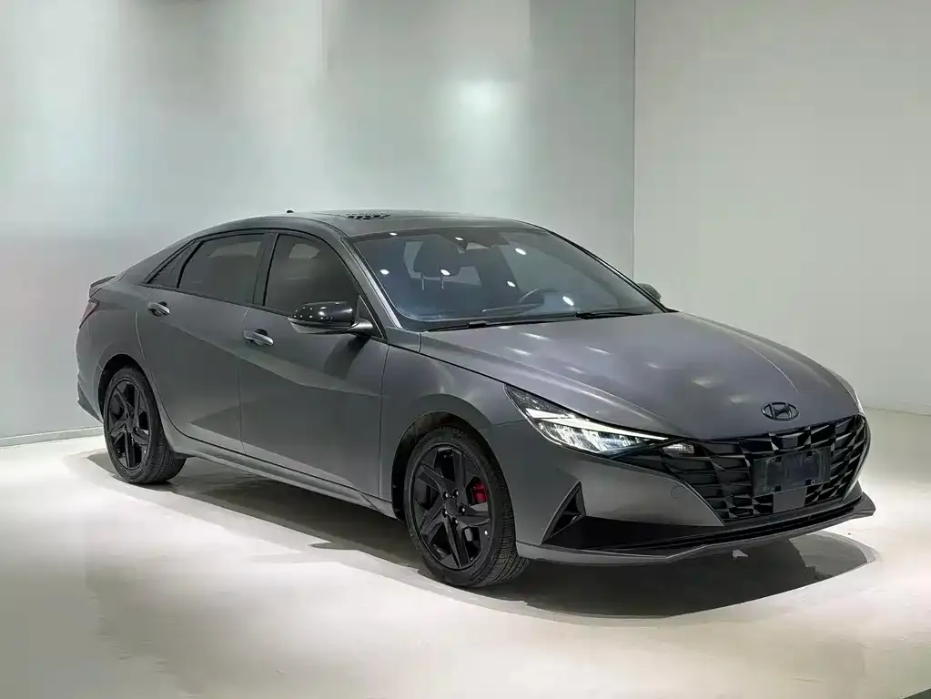 Hyundai Elantra — фото 2