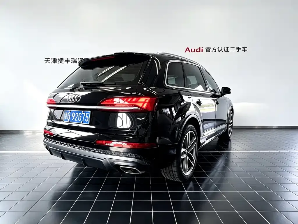 Audi Q7 — фото 2