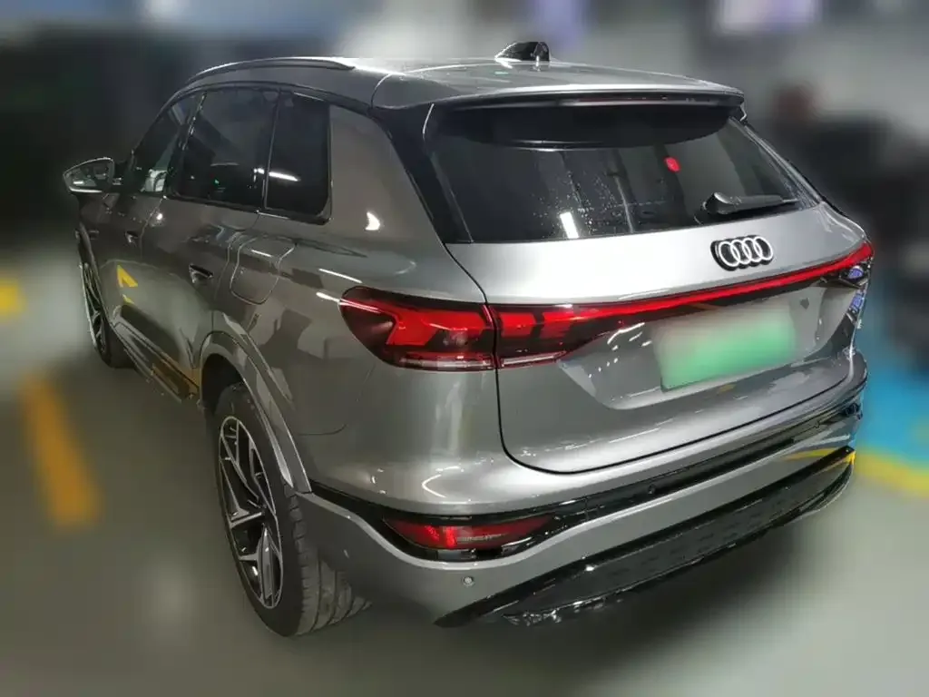 Audi Q6L e-tron — фото 6