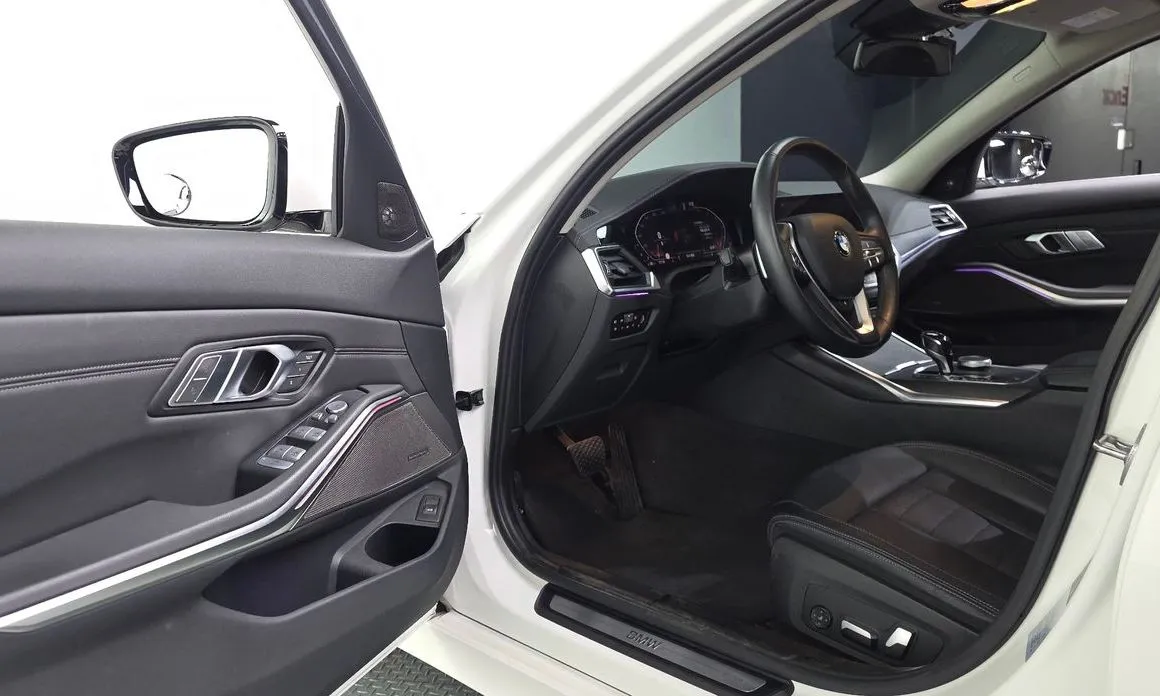 BMW 3-Series 2021 из KR, фото 5