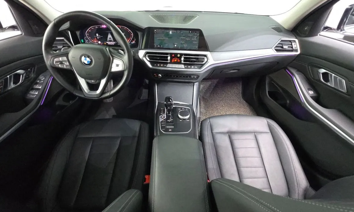 BMW 3-Series 2021 из KR, фото 4