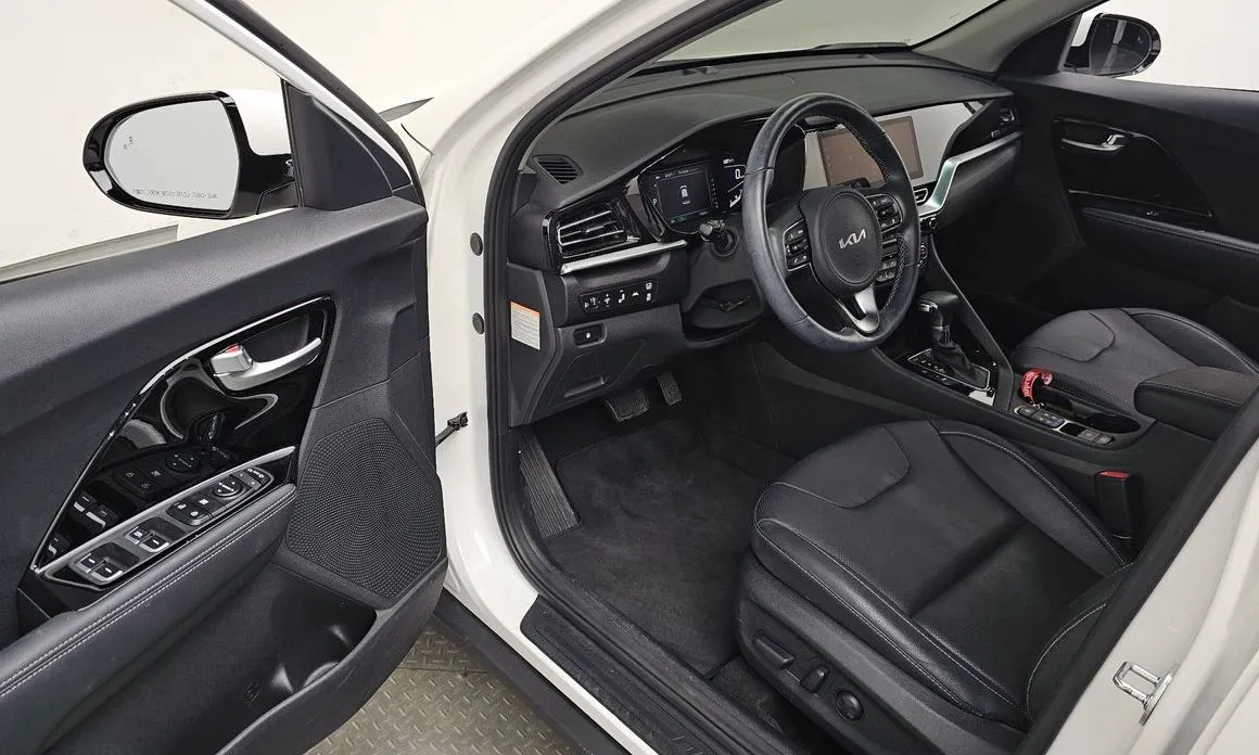 Kia Niro — фото 10
