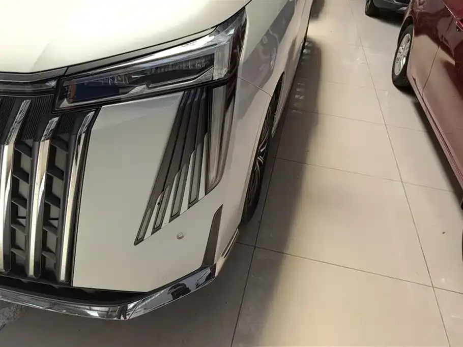 GAC Motor Trumpchi M8 — фото 3