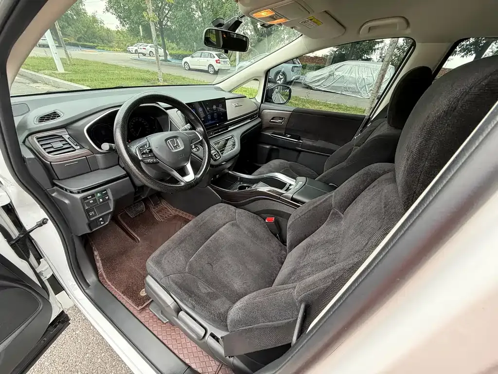 Honda Odyssey 2024 из CN, фото 9