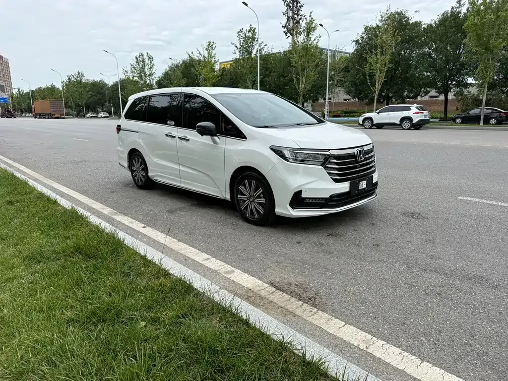 Honda Odyssey 2024 из CN, фото 10