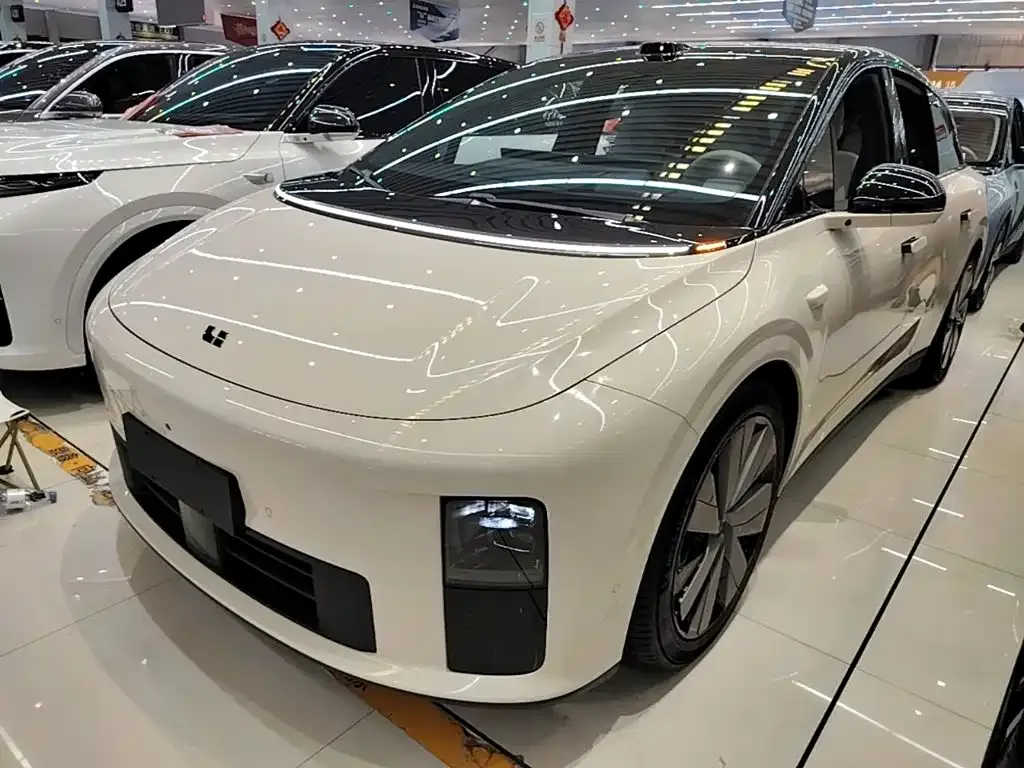 Li Auto i6