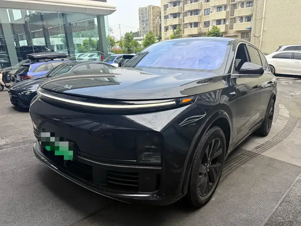Li Auto L7