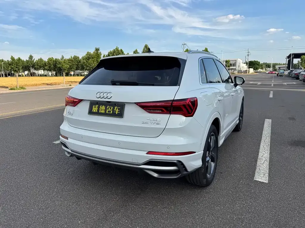 Audi Q3 — фото 5