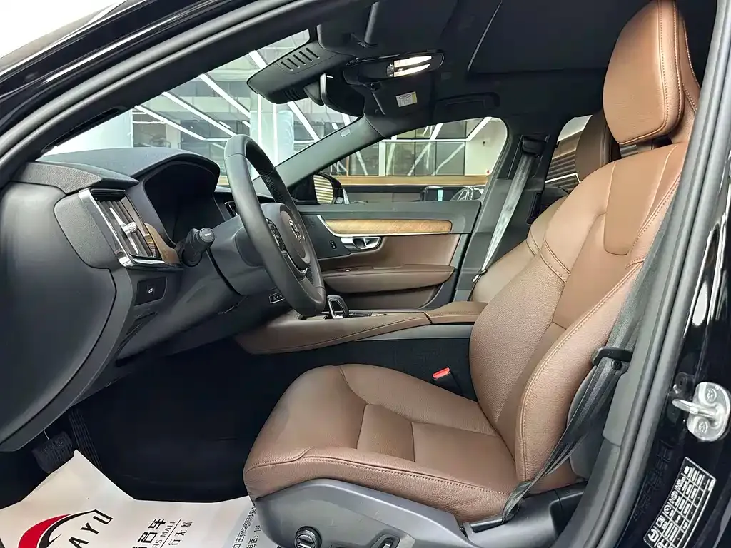 Volvo S90 — фото 6