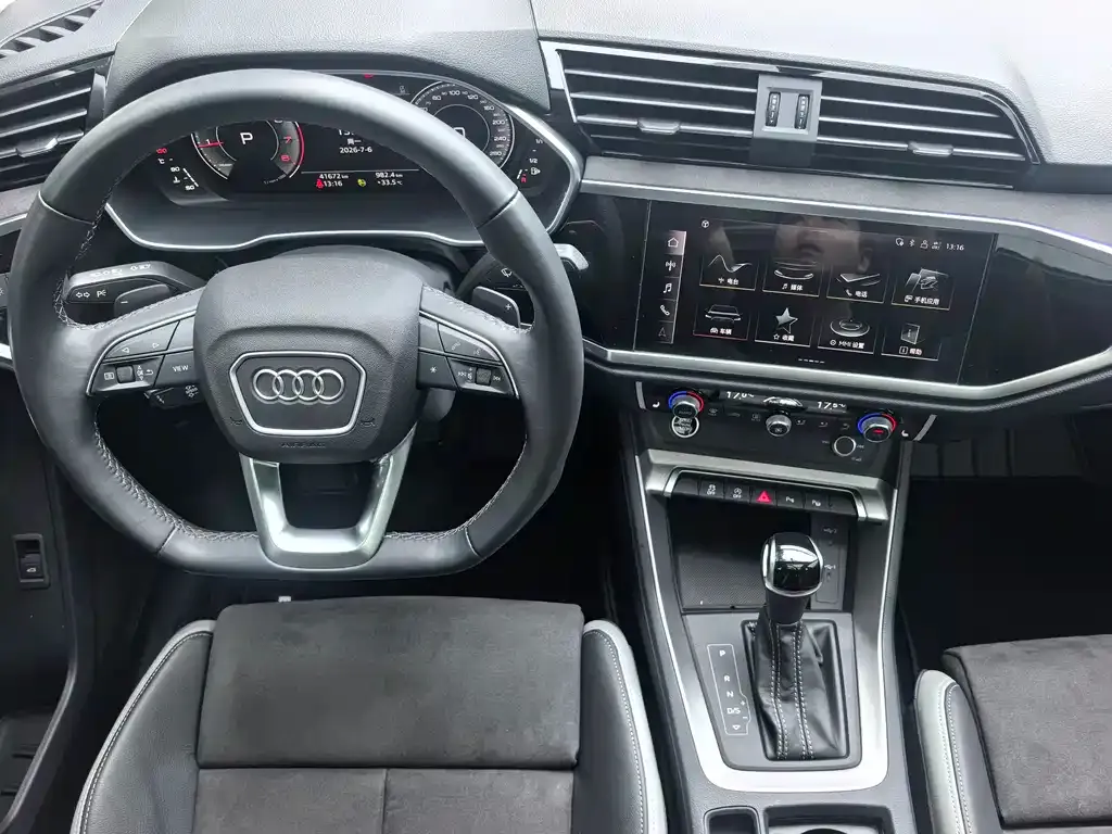Audi Q3 — фото 3
