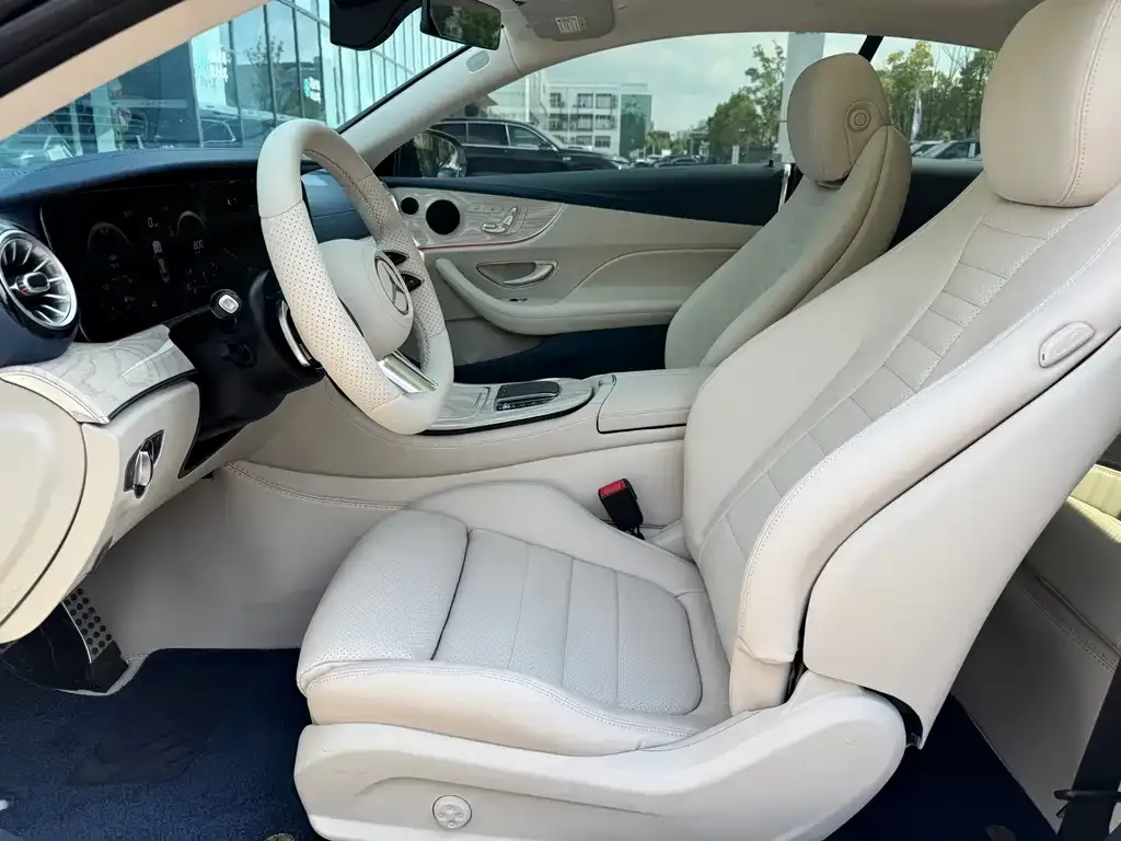 Mercedes-Benz E-Class (Import) — фото 2