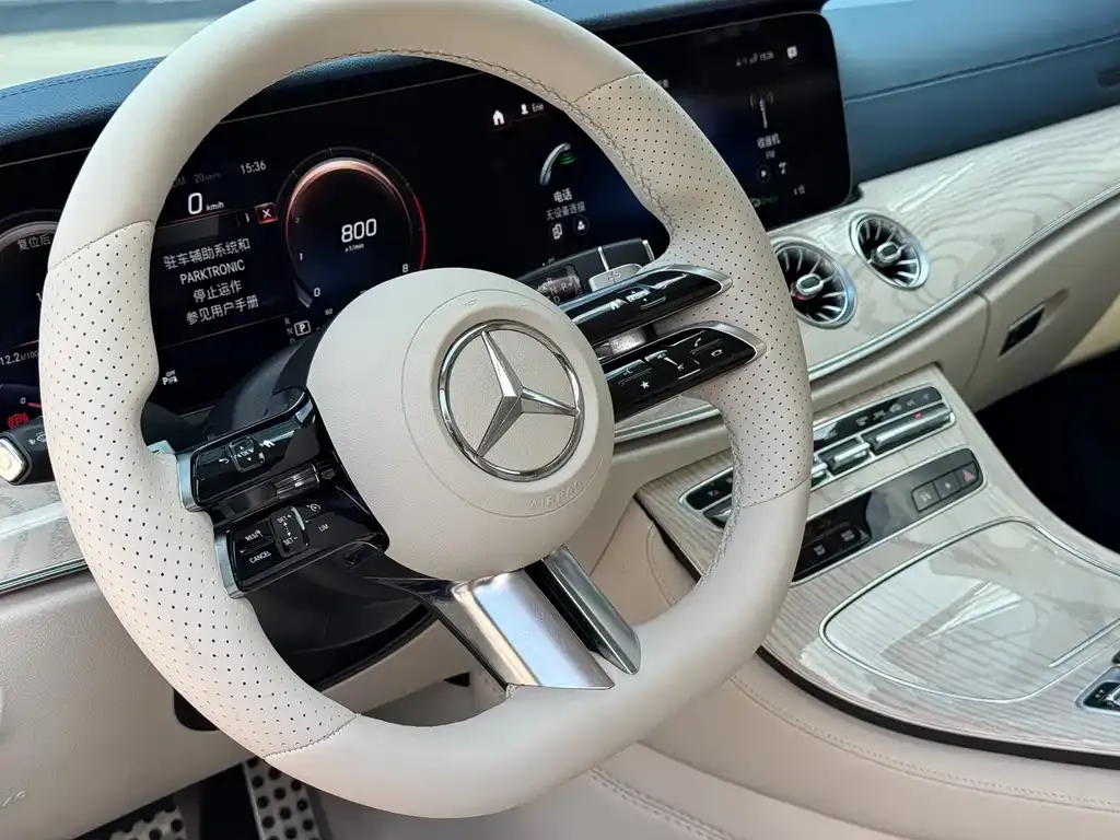 Mercedes-Benz E-Class (Import) — фото 3