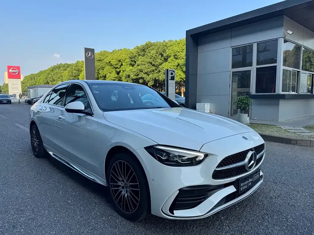 Mercedes-Benz C-Class — фото 10