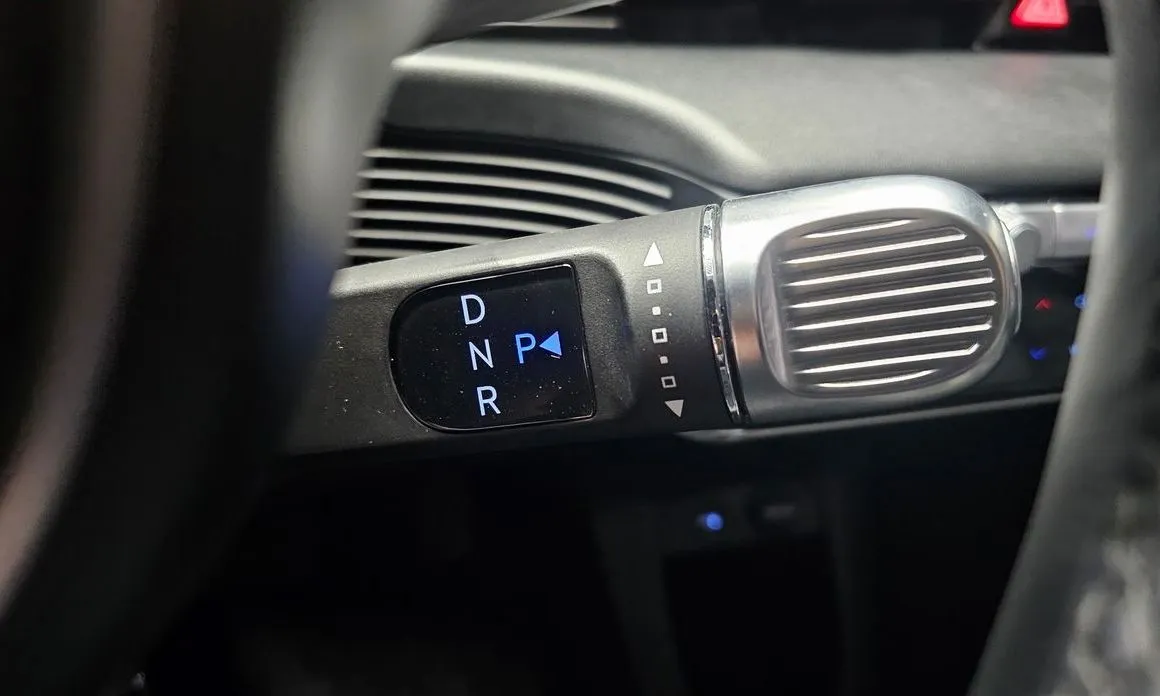 Hyundai Ioniq5 — фото 2