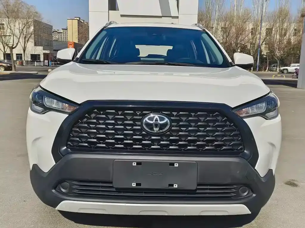 Toyota Corolla Cross — фото 2