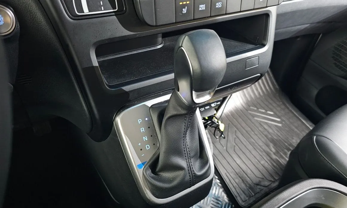 Hyundai Staria — фото 4