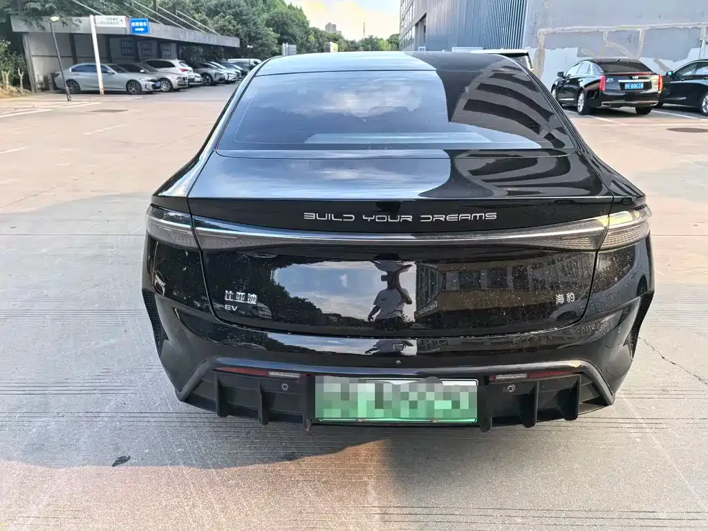 BYD Seal — фото 8