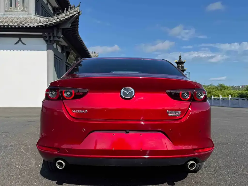 Mazda 3 Axela — фото 4